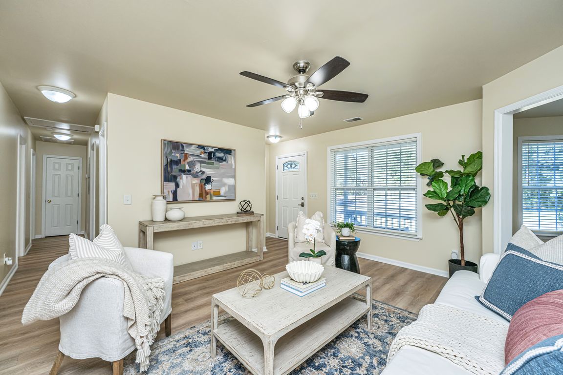 next background image