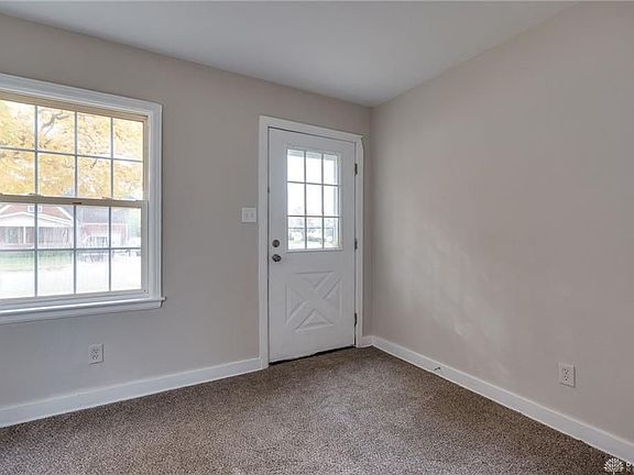 5th image of 337-339 Wayne Dr