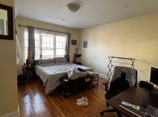 225 E St #1, Boston, MA 02127