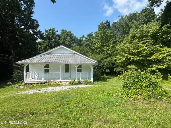 914 S 13th St, La Follette, TN 37766