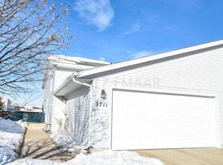 2711 33 1/2 Ave S, Fargo, ND 58104
