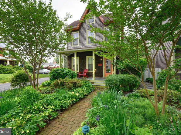 213 N Queen St, Chestertown, MD 21620