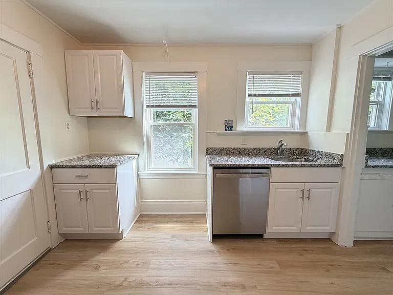 62 Brattle St #1 — Photo 7