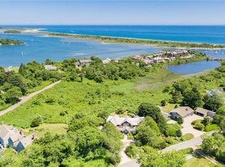 30 Meadow Ave, Westerly, RI 02891