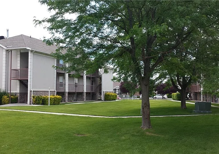1050 S Orem Blvd #44 — Photo 19