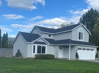 900 NE Providence Dr, Bend, OR 97701