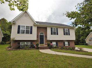 3802 Eagles View Ct, High Point, NC 27265