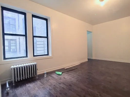 Rented by Sovereign Associates | media 34