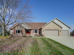 7610 Welton Dr, Madison, WI 53719