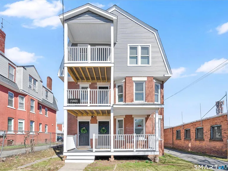 144 Madison St #2 — Photo 1