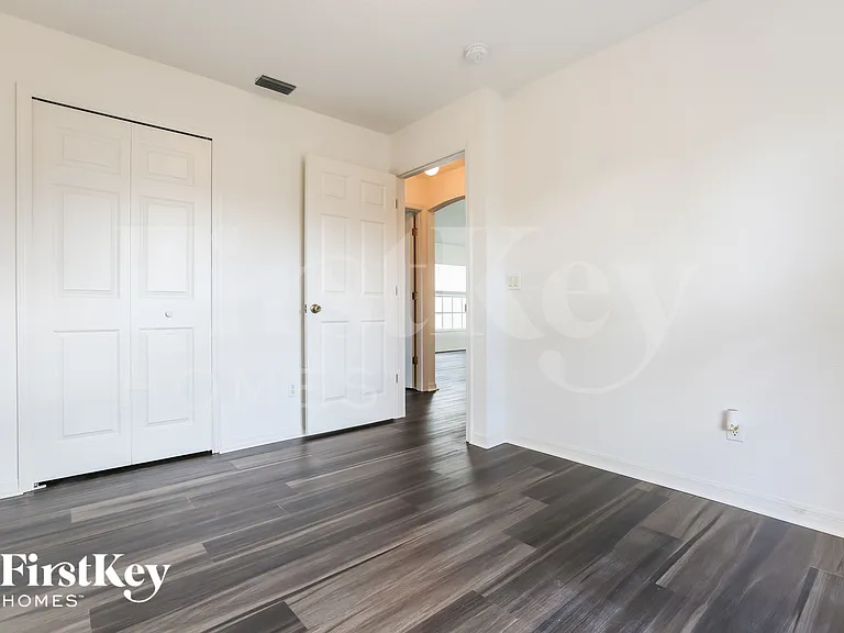11092 Vanessa Ave — Photo 12