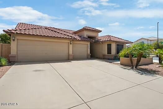 2nd image of 2443 S LENNOX --