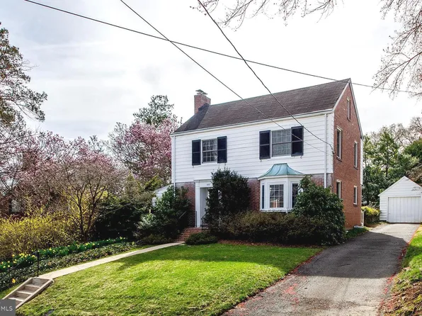 6212 19th St N, Arlington, VA 22205