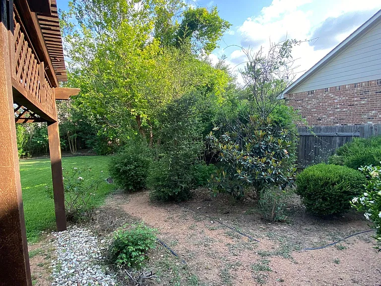 9812 Morgan Creek Dr — Photo 46