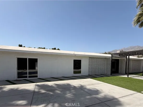 2777 E Baristo Rd, Palm Springs, CA 92262