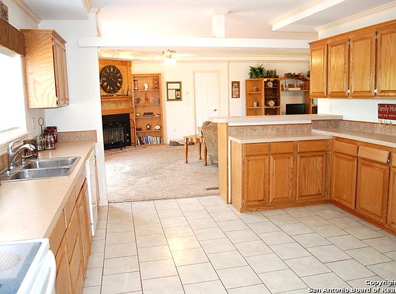4th image of 280 County Road 5632