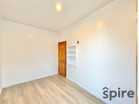 Rented by Spire Group | media 16