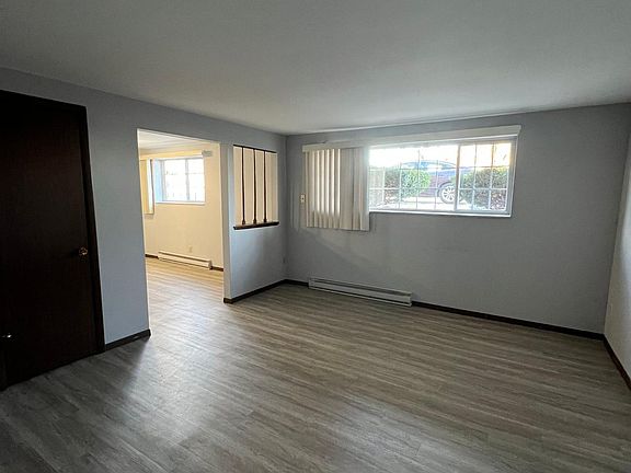 3rd image of 25 McConkey Dr APT 2