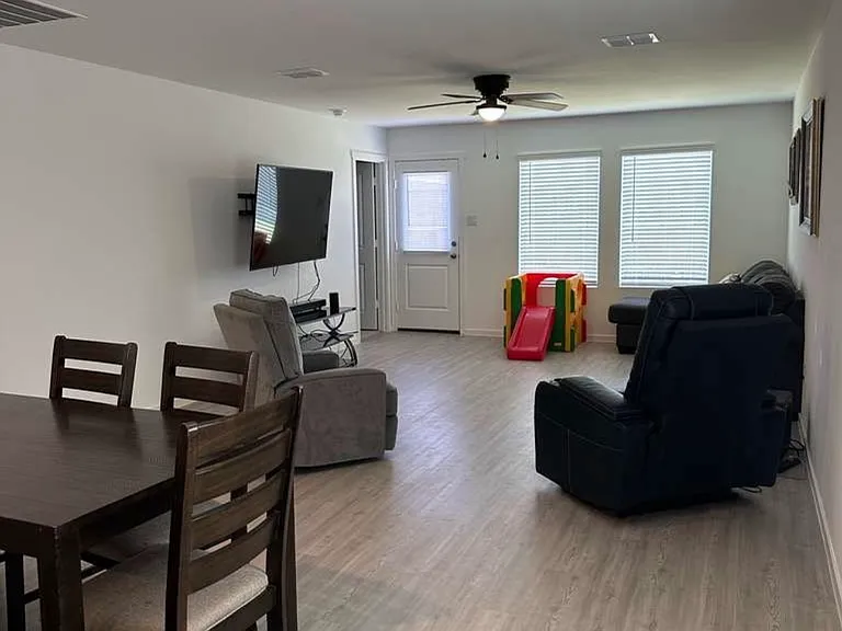1622 Grassy Pond Rd — Photo 3