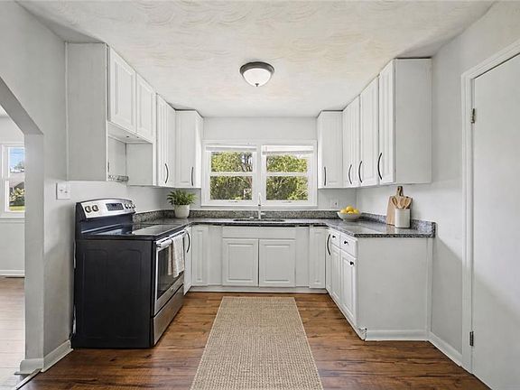 5th image of 1602 Willow Ave