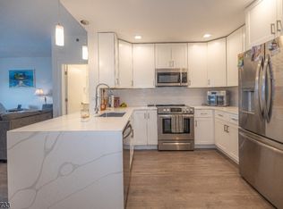 1 Carriage City Plz APT 1515, Rahway, NJ 07065
