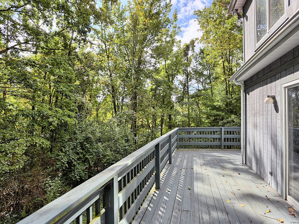 2nd image of 1671 Barns Ln