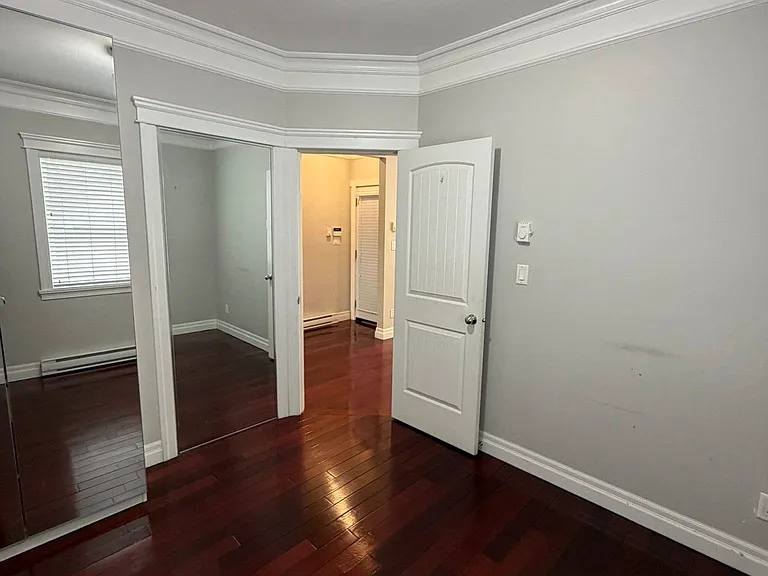 4585 Commercial St — Photo 8