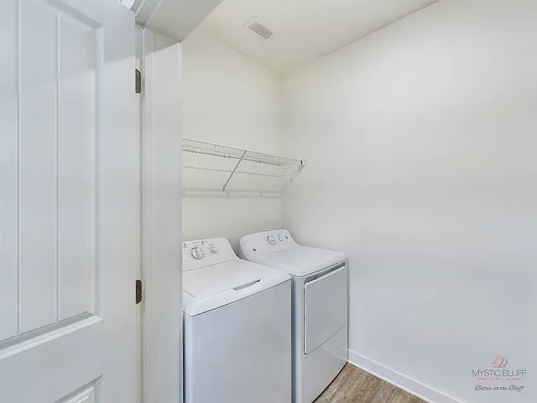 305 Mohegan Ave #8310 — Photo 15