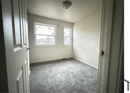 4th image of 34108 Decatur Ct