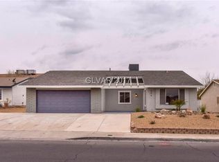606 Greenway Rd, Henderson, NV 89002