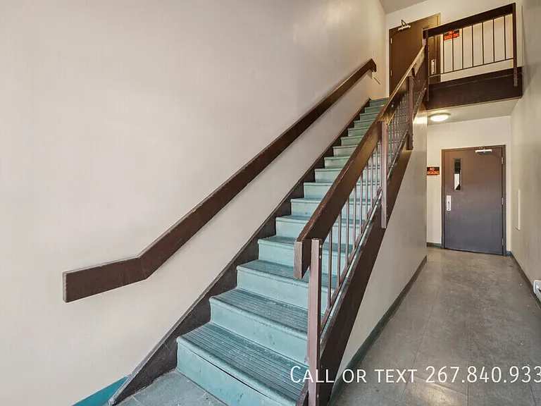 500 College Park Dr — Photo 26