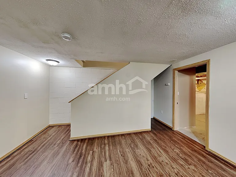 378 Wheatfield Dr — Photo 22