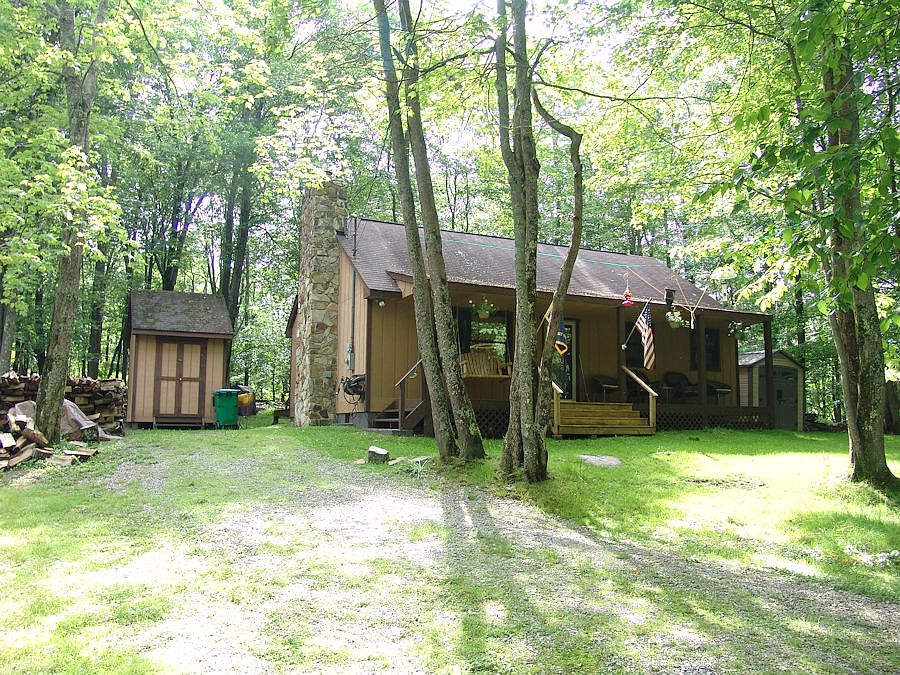 1st image of 777 Goldenrod Dr