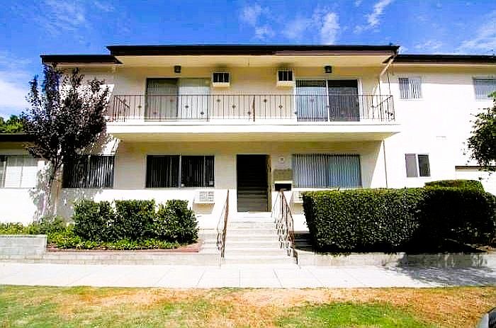 1st image of 702 E Palm Ave APT E