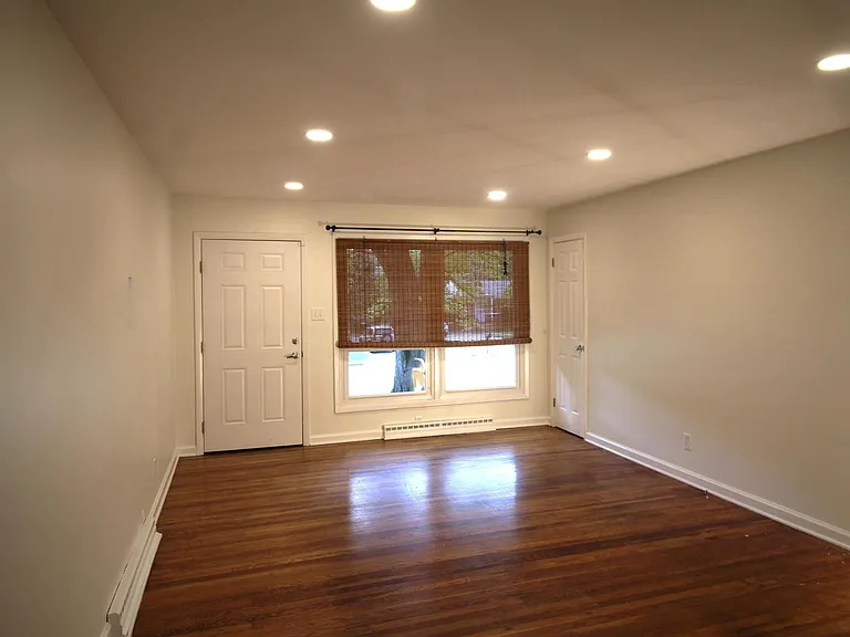 2904 Shamrock Dr — Photo 11