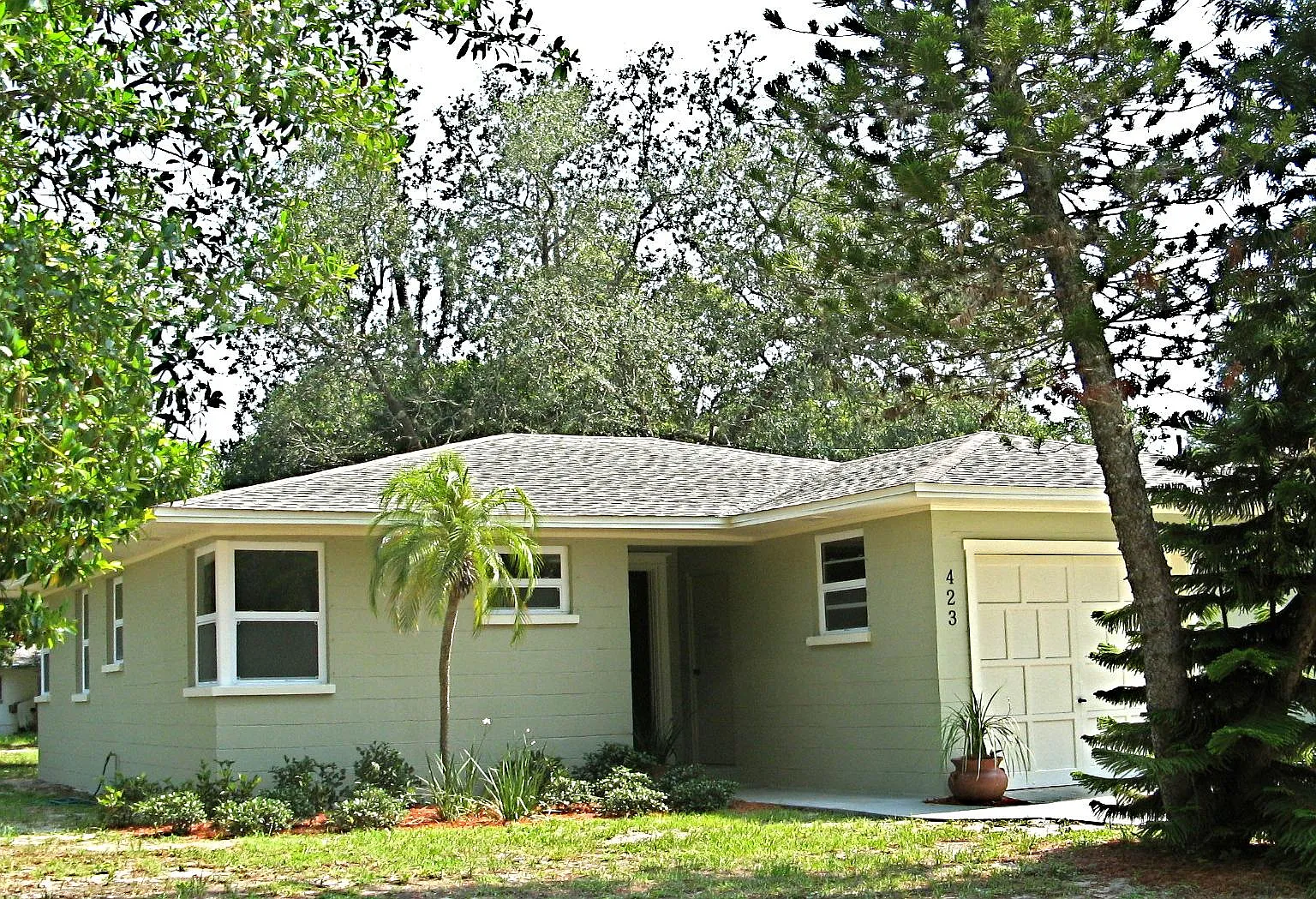 2 bed, 1277 sqft, $2,045 — Photo 2