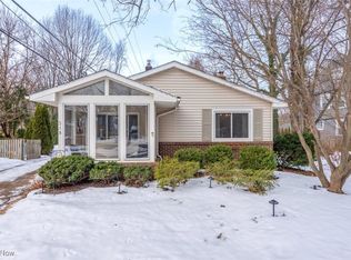 318 Bayview Rd, Bay Village, OH 44140