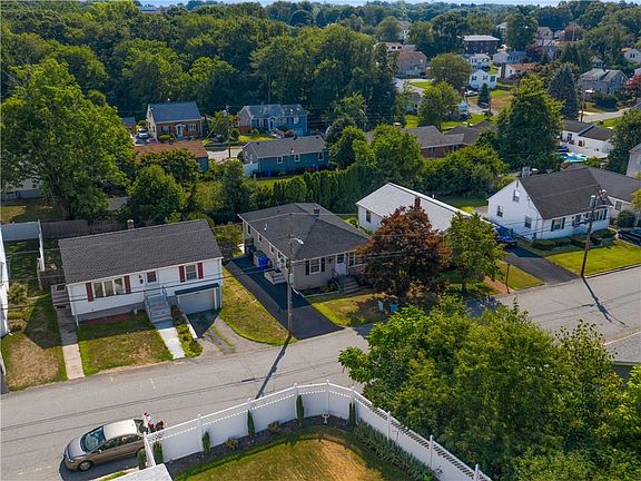 3rd image of 45 Brookside Ave