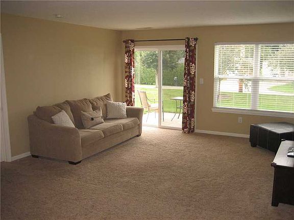 3rd image of 7210 Burlat Ln