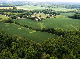 N Pleasant Dr, East Palestine, OH 44413