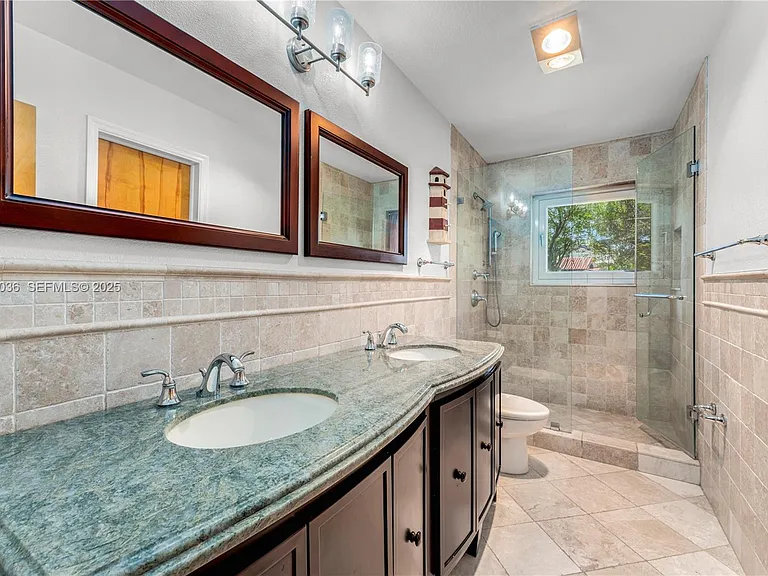 12511 Ramiro St — Photo 14