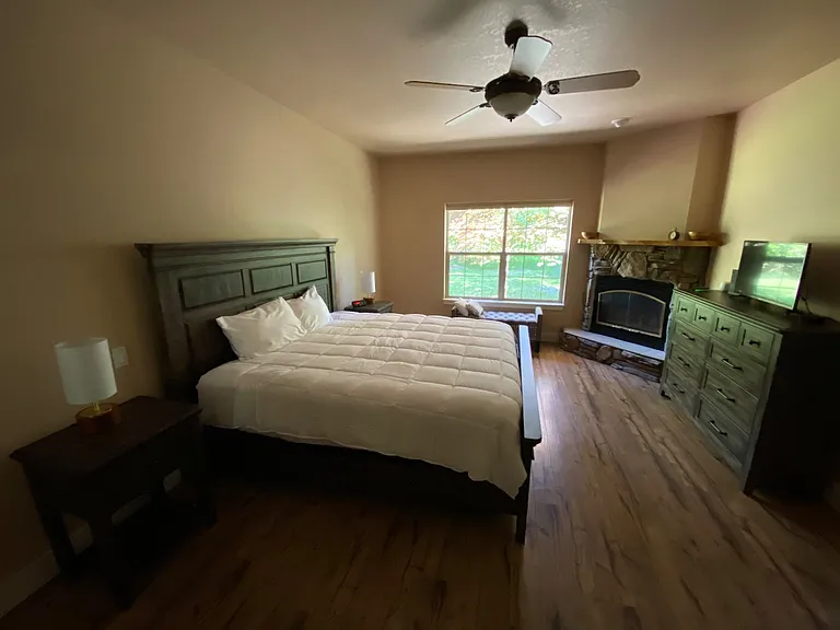 1885 Lacy Ln #1 — Photo 3