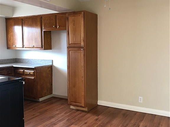 5th image of 5716 Sultana Ave