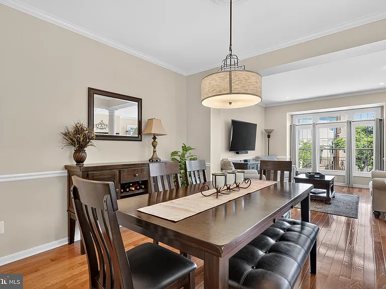 6635 Dunwich Way — Photo 7