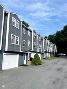 51 Mercury Ter UNIT 51, Haverhill, MA, 01832