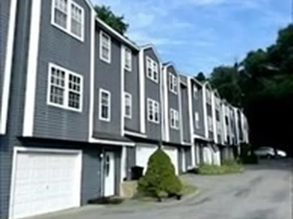 51 Mercury Ter Unit 51, Haverhill, MA 01832