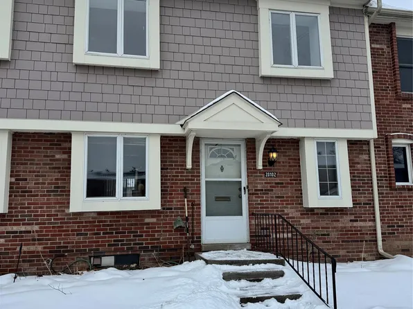 20102 Great Oak Cir S #174, Clinton Township, MI 48036