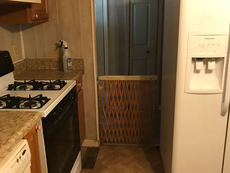 210 Kennedy Rd — Photo 56