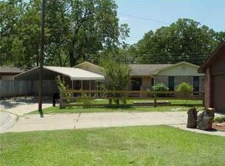 3000 Allen Cir, Bryan, TX 77803