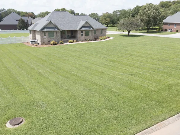 345 Franklin Heights Dr, Winchester, TN 37398